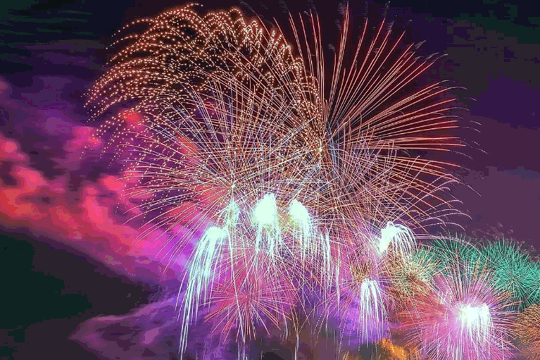 Профессиональная пиротехника ОПТОМ Кизел  | kizel.salutsklad.ru